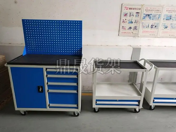工具柜